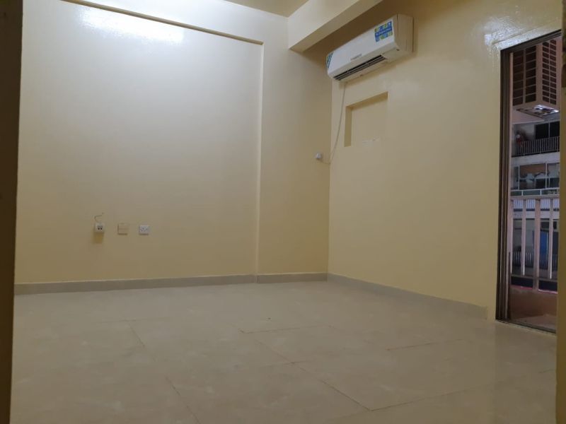 Bed Spaces For 10 Persons Available In Rolla Sharjah AED 300 Per Person